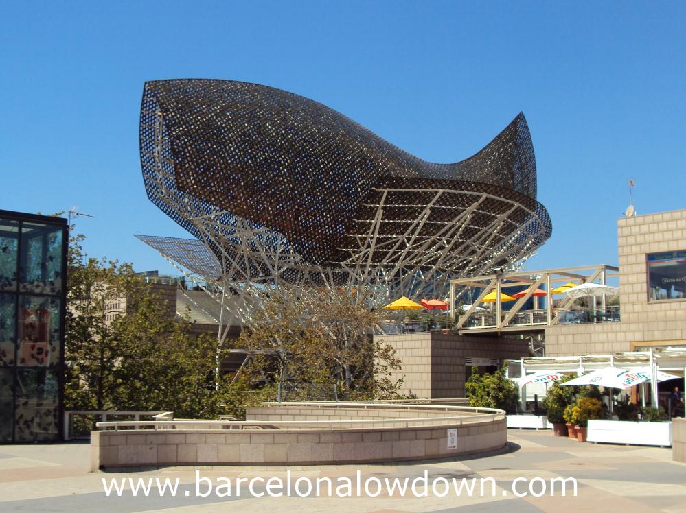 Frank Gehry's Golden Fish Sculpture Barcelona Lowdown