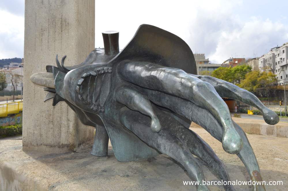 David and Goliath Sculptures in Barcelona Barcelona Lowdown